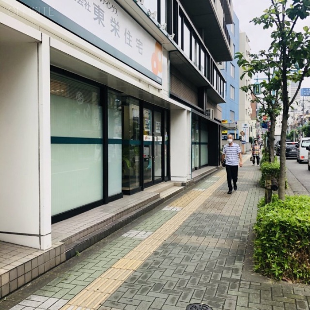 NNビル ビル前面道路