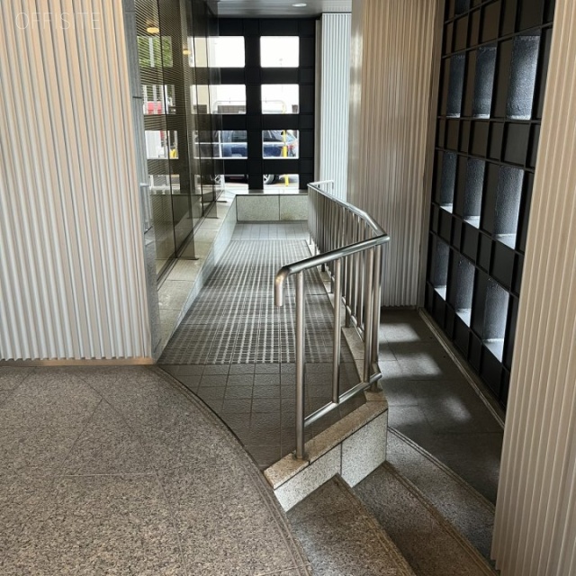 R-TERRACE八丁堀 エントランス スロープ