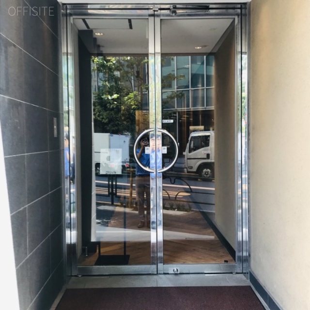 ヤマノ26ビル エントランス