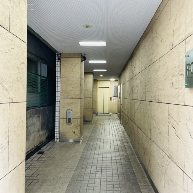 FORAビル エントランス