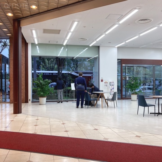 東劇ビル エントランス