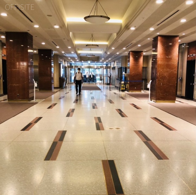 新大手町ビル エントランス