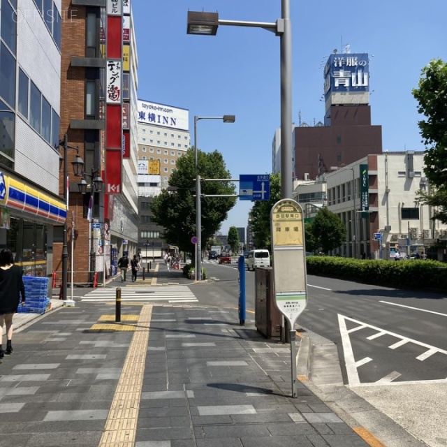 JPT赤羽ビル ビル前面道路