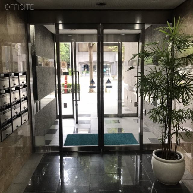 第一ビル エントランス