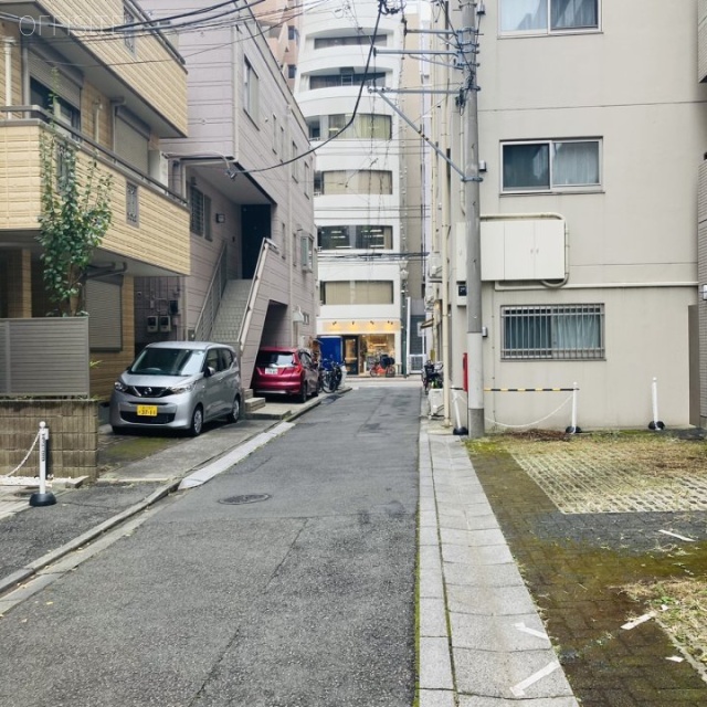 西蒲田NSビル ビル前面道路