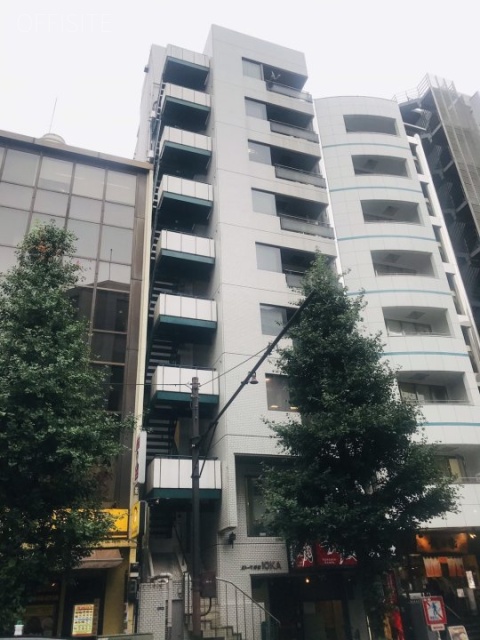 ストーク新宿井岡ビル 外観