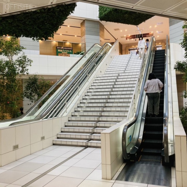 幕張テクノガーデン C棟 エントランス