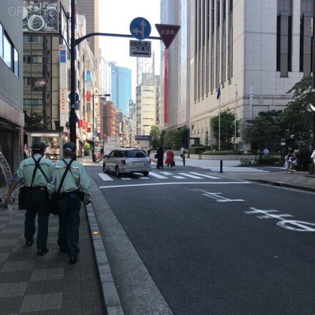 大広朝日ビル ビル前面道路