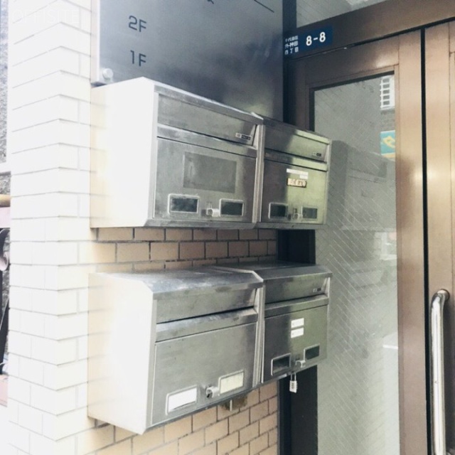 日浦ビル 郵便受け