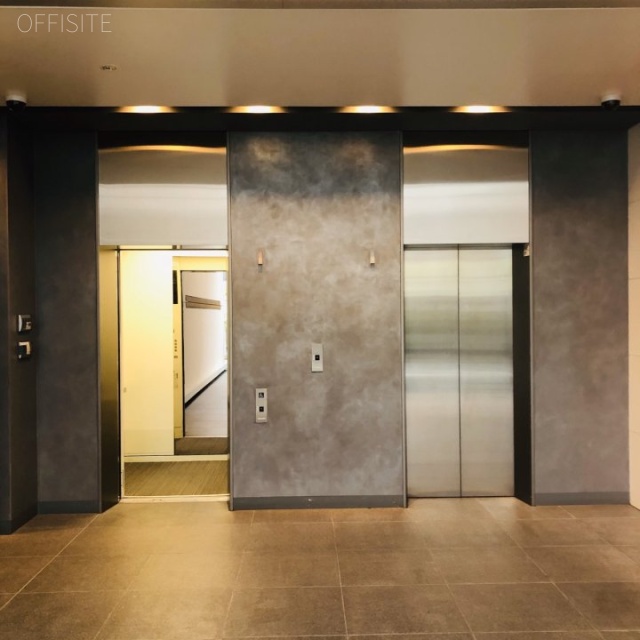 いちご八丁堀ビル エレベーター