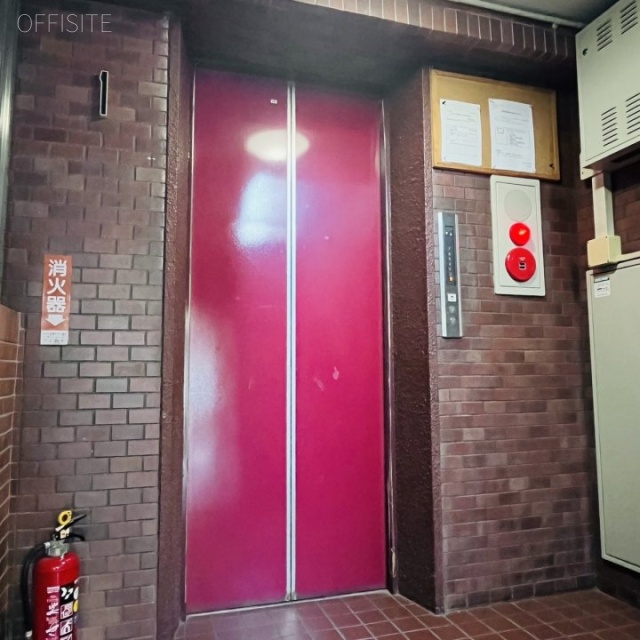 川口ビル エレベーター