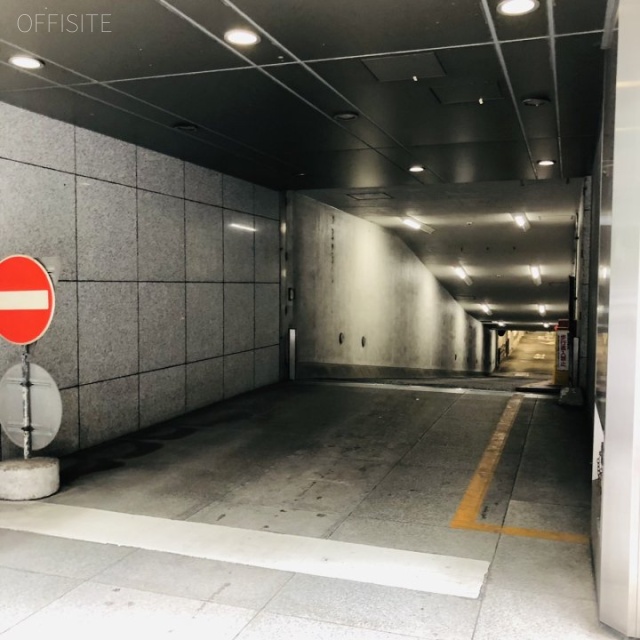 新大手町ビル 駐車場