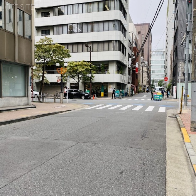 三陽ビル ビル前面道路