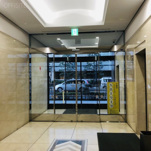 日清ビル エントランス