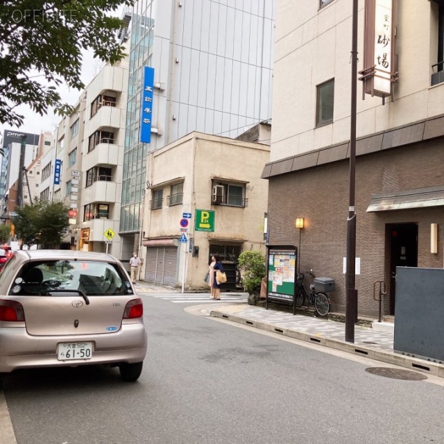 楠和日本橋ビル 前面道路