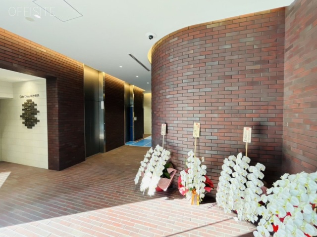 Gate Cross HONGO エントランス