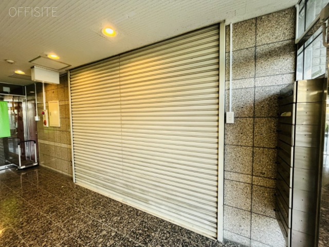 加瀬ビル223(旧 YKビル) エントランス