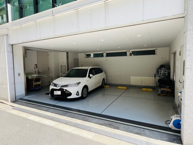 マルイビル 外観