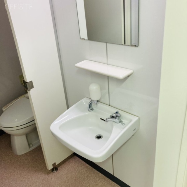 神宮外苑ビル1号館 301号室 洗面台