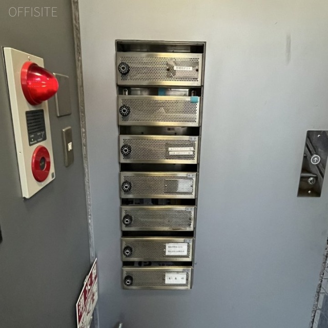 本郷朝風ビル エントランス