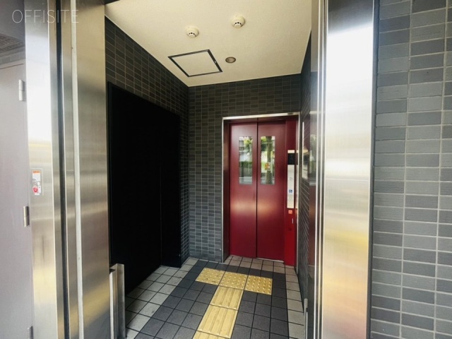 WEST GATE エントランス