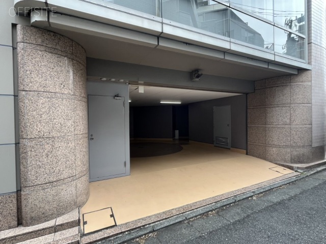 フォンテ西原宿ビル 駐車場
