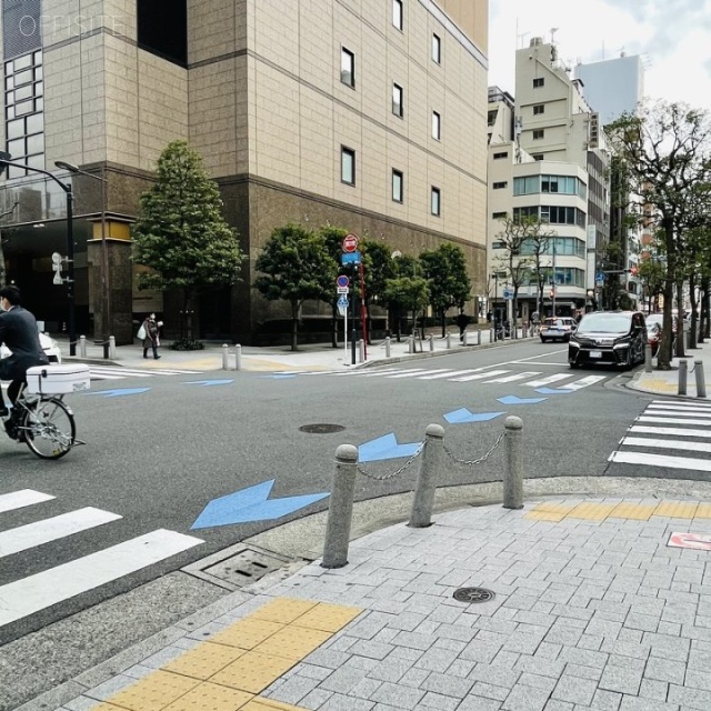 内幸町ダイビル 前面道路