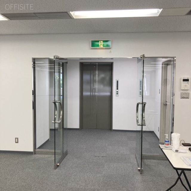 片帆ビル 貸室入口