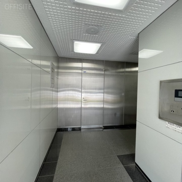 三ノ輪ビル エントランス