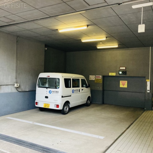 銀座昭和通りビル 駐車場