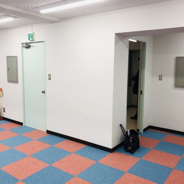 新川田所ビル 室内