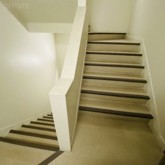 ロンアイル池袋 エントランス