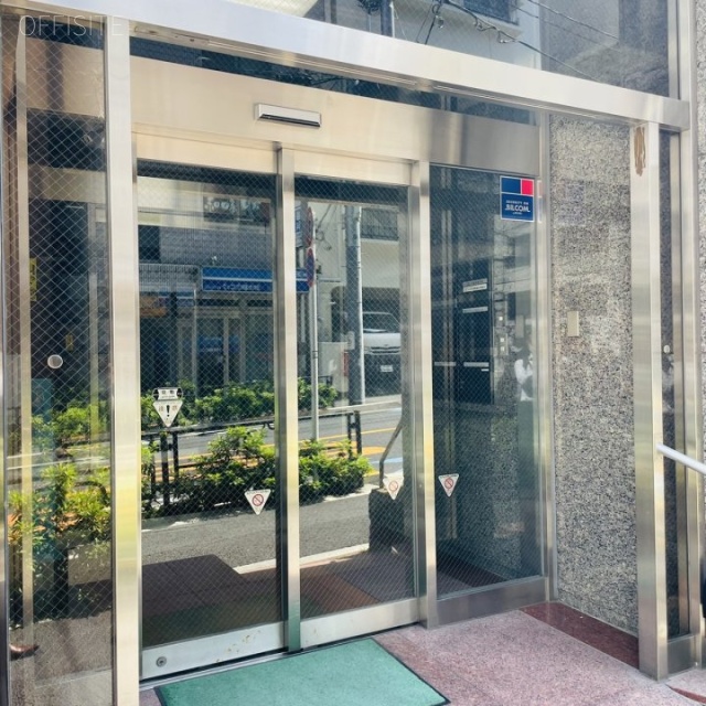 湯島夏目ビル エントランス