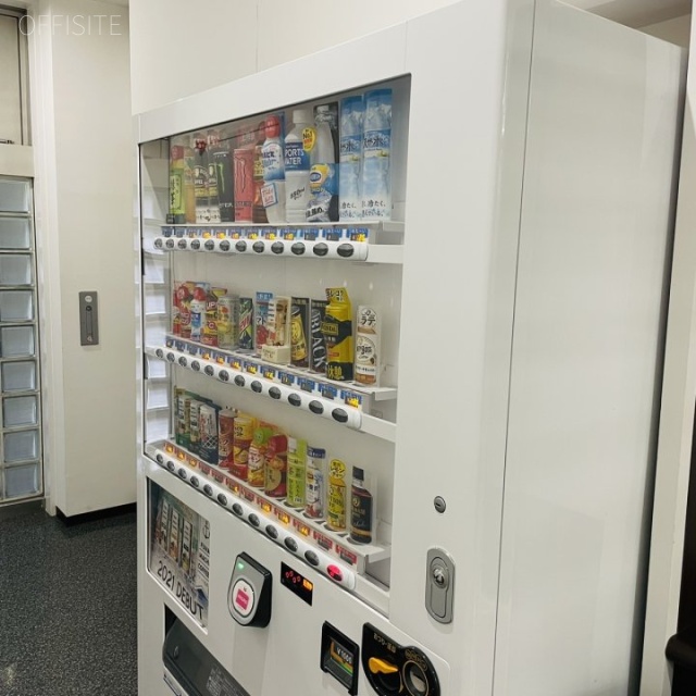 三谷ビル 自動販売機