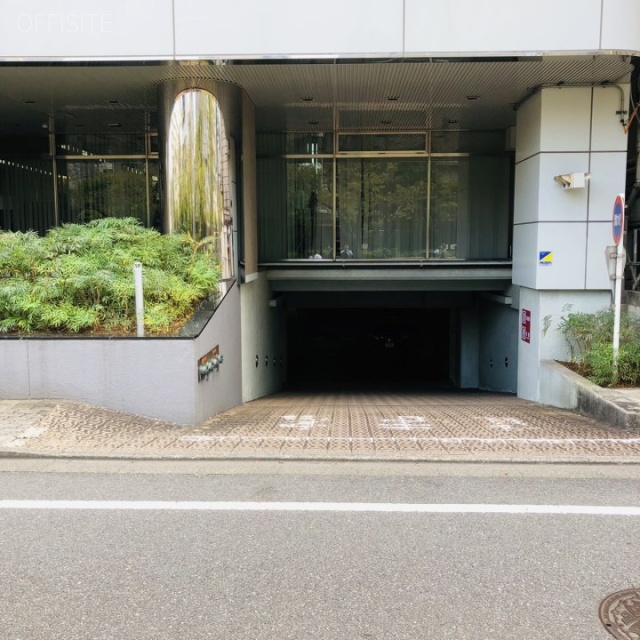 鈴中ビル大森 駐車場