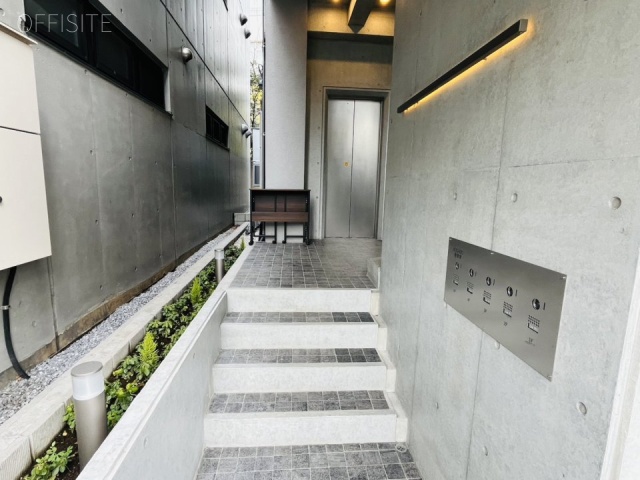 香雅堂品川ビル エントランス