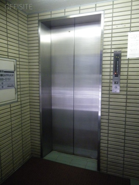 新橋スズキビル エレベーター