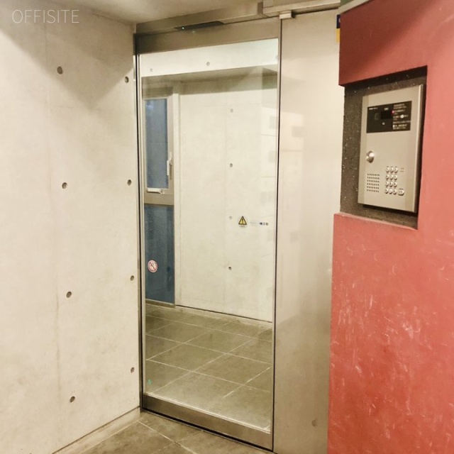 麻布メゾン エントランス