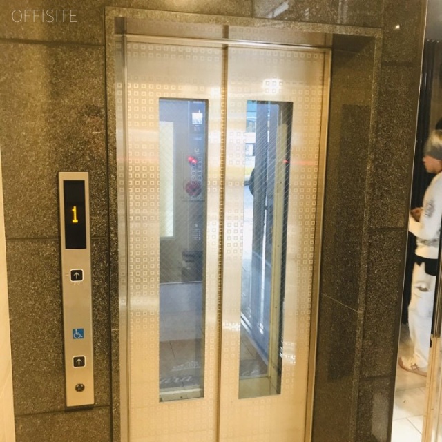 ティアラグレイス銀座タワー エレベーター