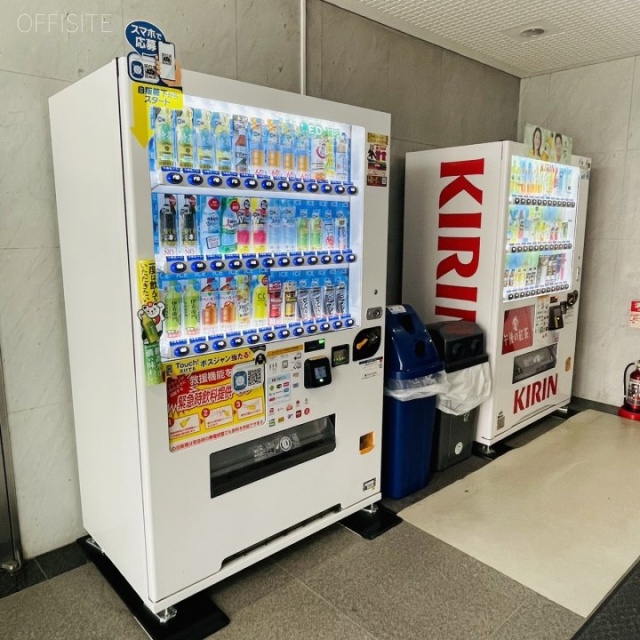 三恵ビル 自動販売機