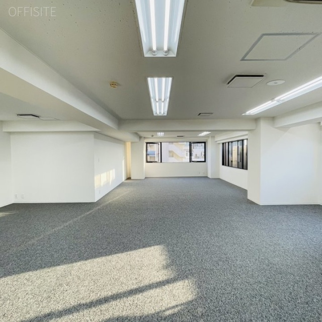 本郷綱ビル 室内