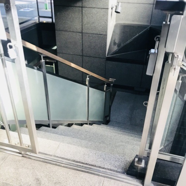 池袋KSビル エントランス