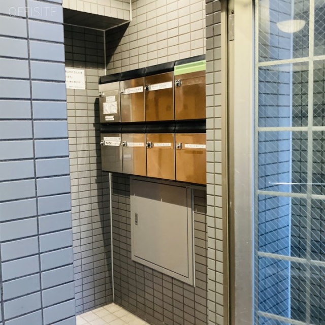 ゼロワンビル 郵便受け