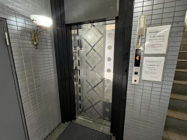 並木ビル エントランス