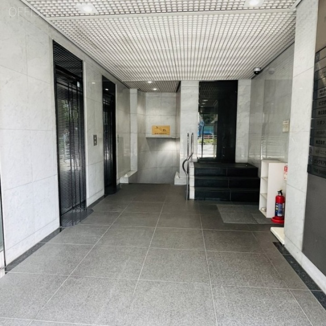 高輪エンパイヤビル エントランス