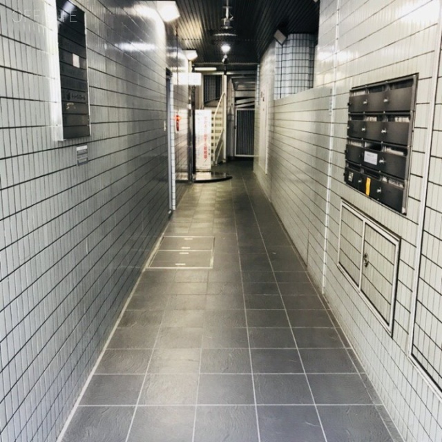 杉山ビル エントランス