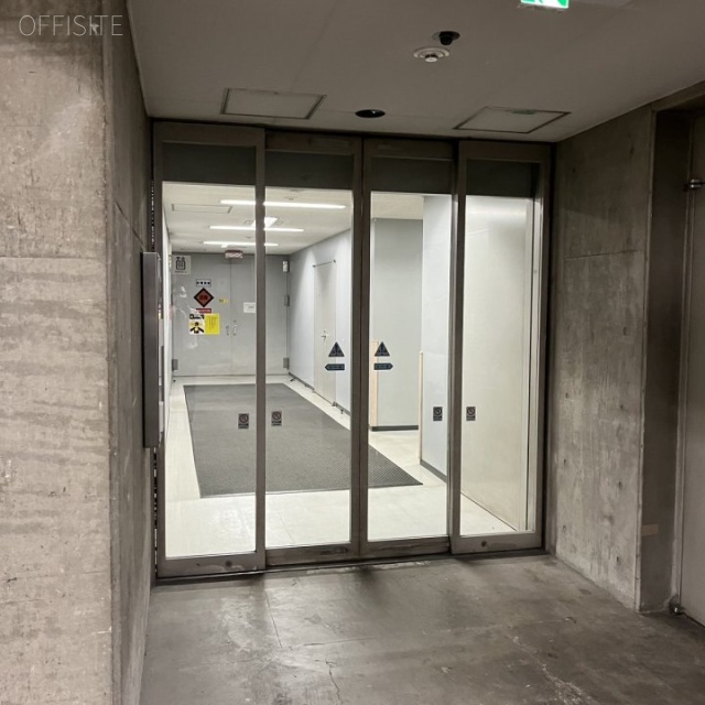 FOREFRONT TOWERⅡ 駐車場 通用口