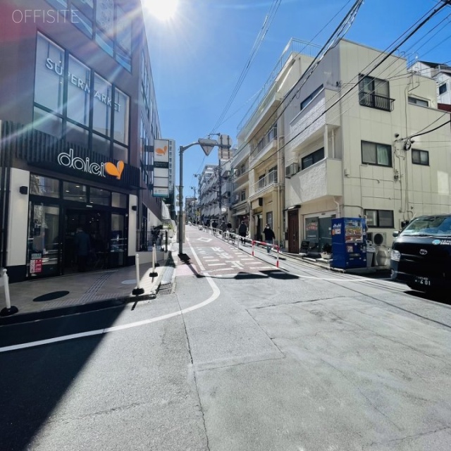 Jビル四谷荒木町 前面道路
