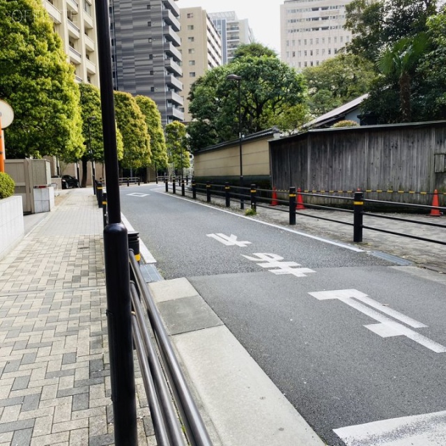 虎ノ門MTビル ビル前面道路