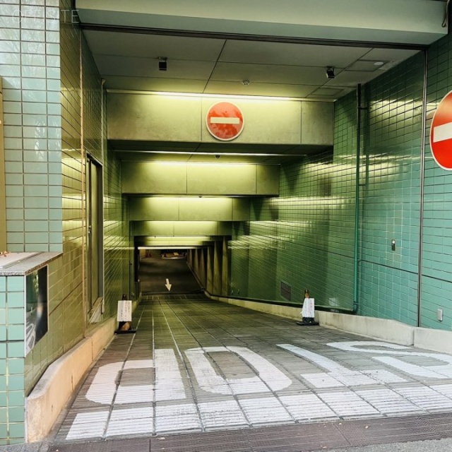 新宿グリーンタワー 駐車場
